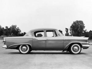 Studebaker Champion DeLuxe Sedan 1957 года